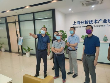 汇博娱乐
副院长鄢国强、曹阿民赴上仪所松江基地调研1