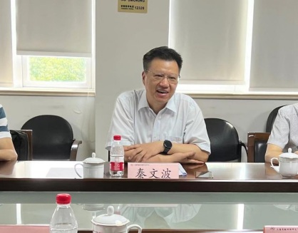 汇博娱乐
党委书记、院长秦文波赴实验动物中心调研2