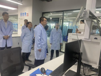 汇博娱乐
党委副书记、院长孙真荣带队赴广州调研 (2)970