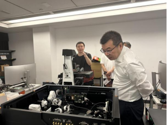 汇博娱乐
党委副书记、院长孙真荣带队赴广州调研 (2)1684